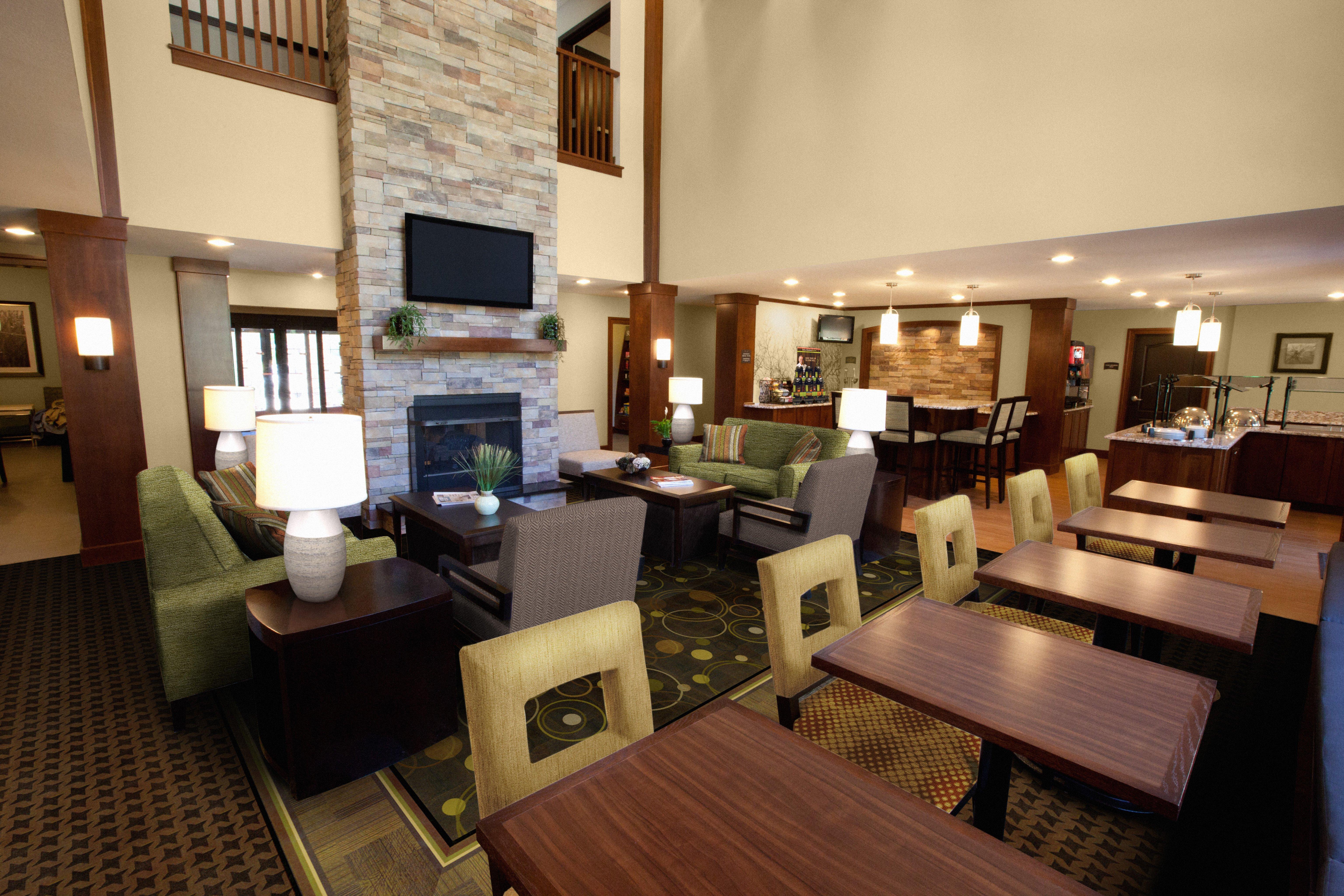 Staybridge Suites St Louis - Westport By Ihg Меріленд-Гайтс Екстер'єр фото